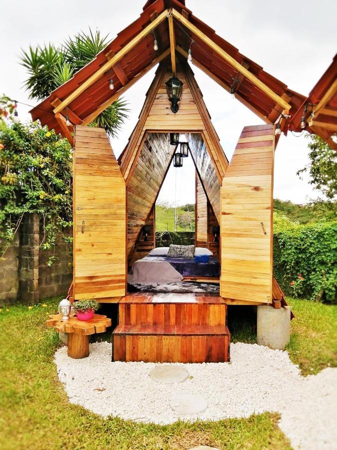 Airport Traveler'S Home Alajuela ภายนอก รูปภาพ
