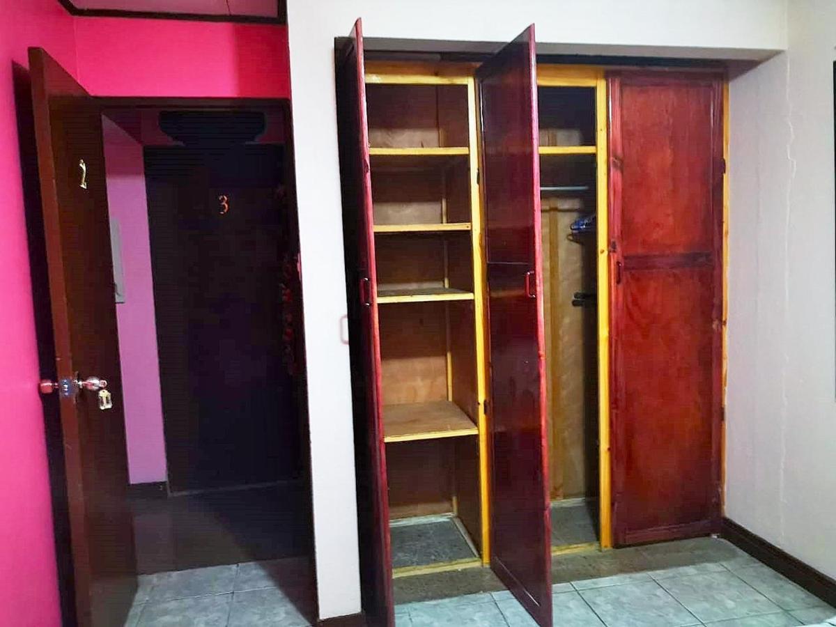 Airport Traveler'S Home Alajuela ภายนอก รูปภาพ